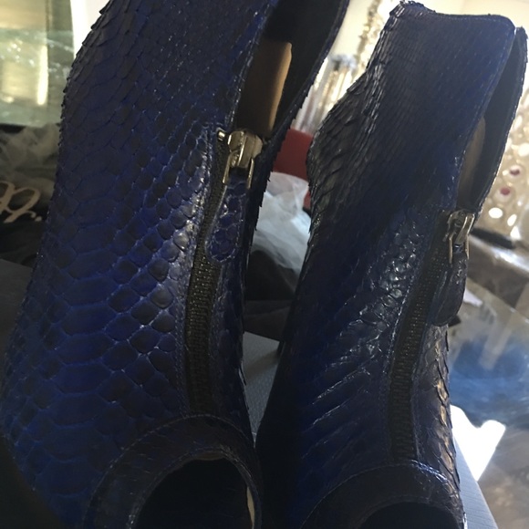 Alexandre Birman- Electric Blue Python Booties - Picture 8 of 8
